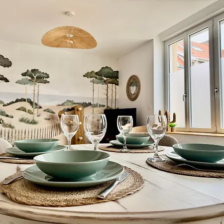 Prázdninový dům Maison Cozy & Commerces A Pied Avec Parking Wimille