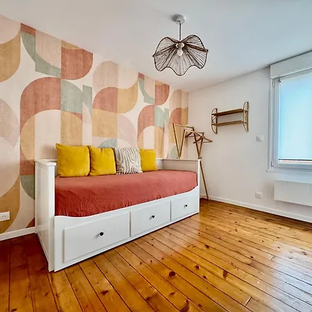 Maison Cozy & Commerces A Pied Avec Parking Wimille